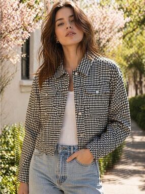 Country Wear Casuals vintage, pristine
Houndstooth denim cut jacket size Large